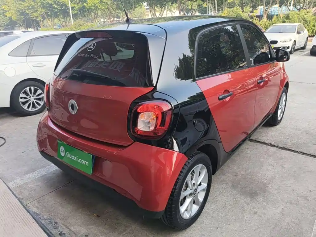 smart forfour 2018 2018 1.0L 52kW Agile Edition