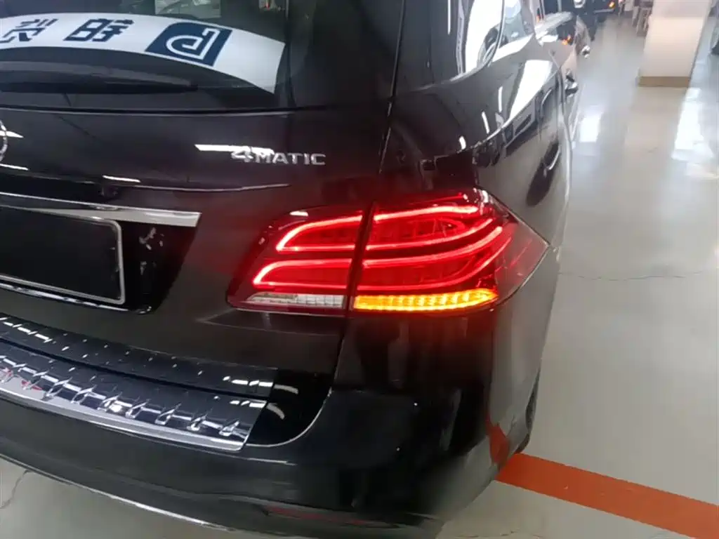 Mercedes-Benz GLE 2017 GLE 320 4MATIC Dynamic фото 8