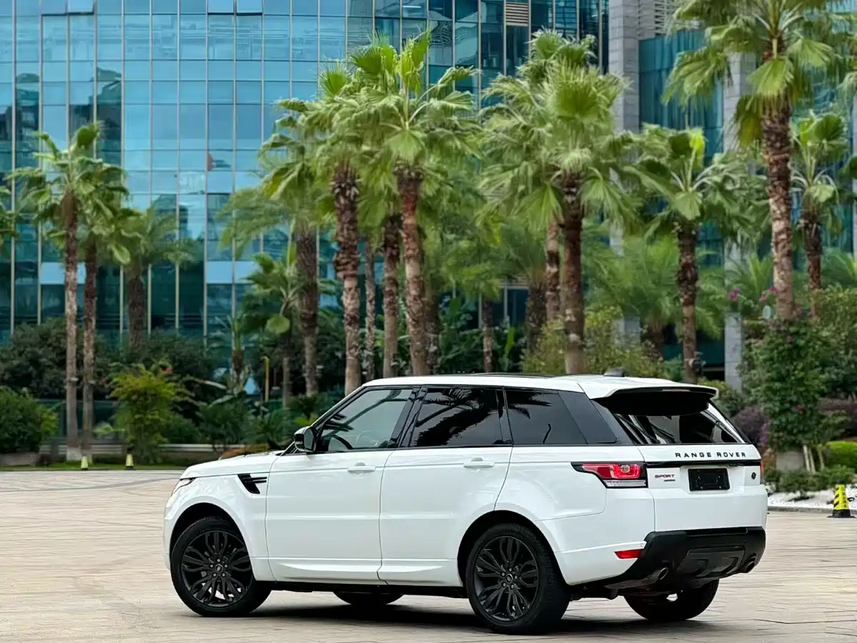 Land Rover Range Rover Sport 2017 3.0 SC V6 HSE DYNAMIC фото 3