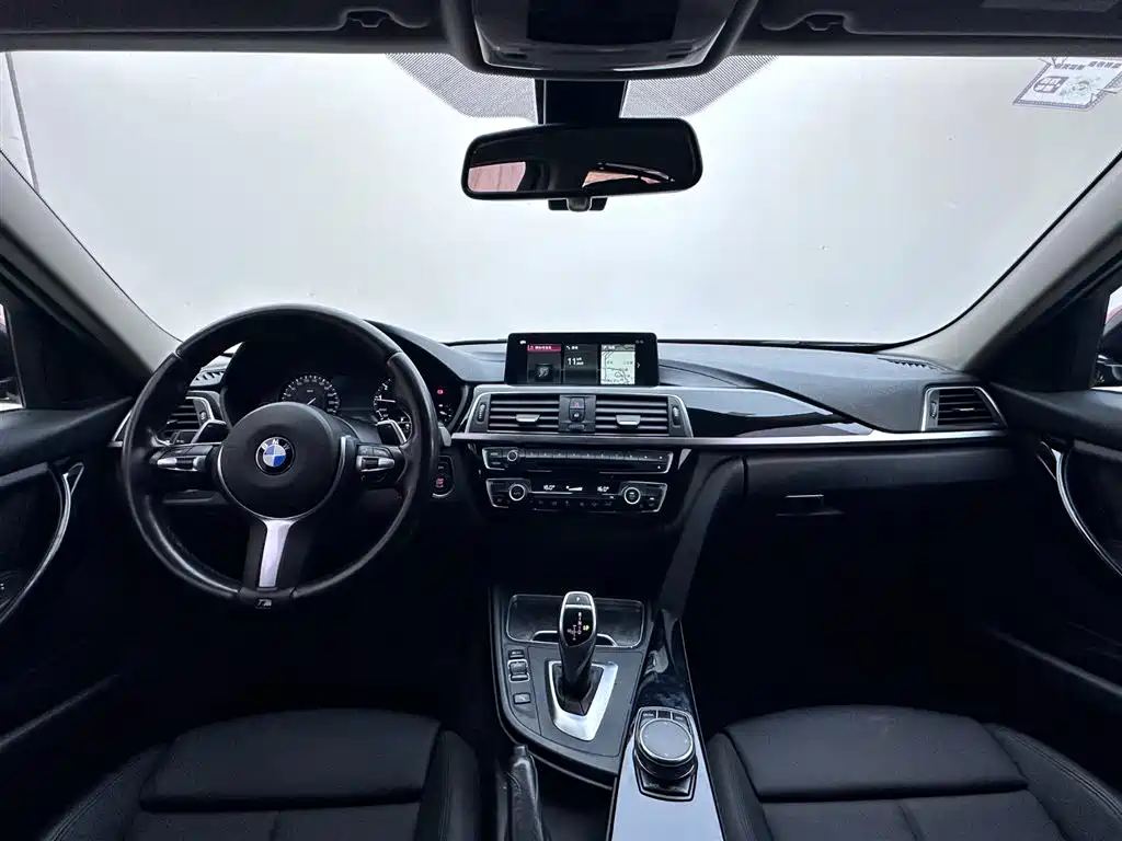 BMW 3 Series 2019 320Li M Sport Black Night Edition фото 7