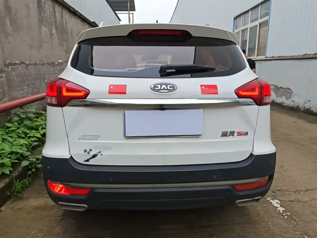 JAC Motors Refine S3 2018 2018 Custom Edition 1.5L Manual Luxury Smart