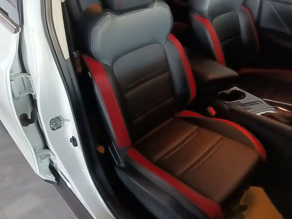 Venucia T60 2019 2018 1.6L CVT Smart Fun Edition China V