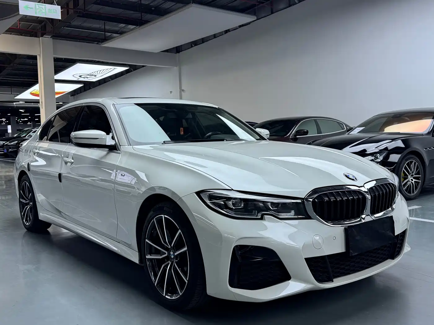 BMW 3 Series 2021 320Li M Sport Package фото 3