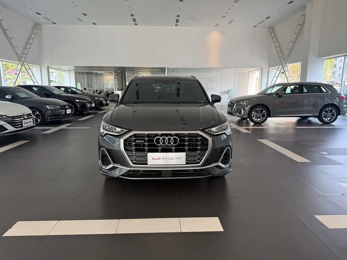 Фото 3 - Audi Q3