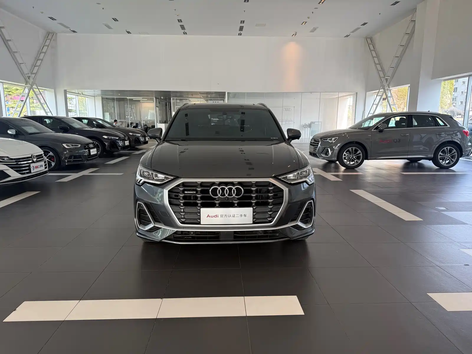 Фото 3 - Audi Q3