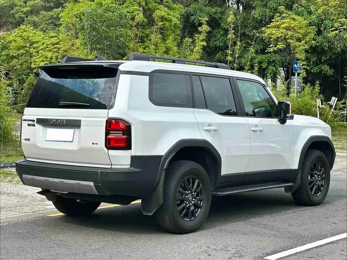 Toyota Prado 2025 2024 2.4T All-Terrain TX Edition 5-Seater
