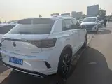Photo 4 - Volkswagen T-ROC
