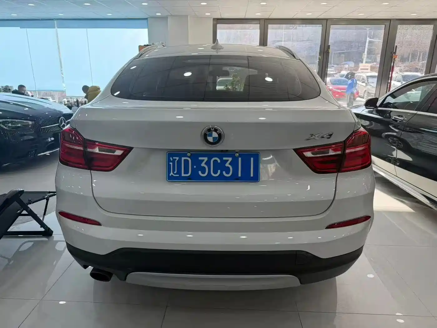 BMW X4 2014 xDrive20i X Design Package фото 9