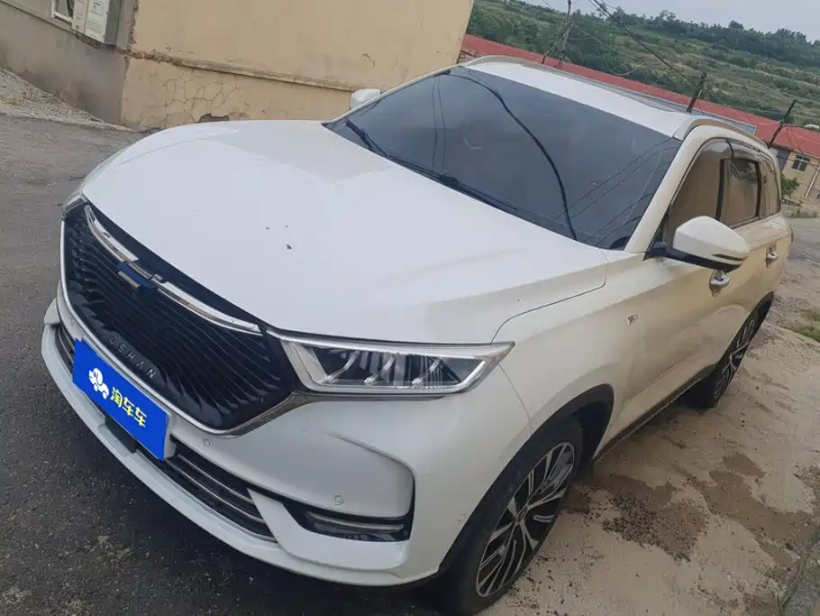 Changan Oshan X7 2020 1.5T Facial Recognition Full Auto Parking Space Leisure Edition