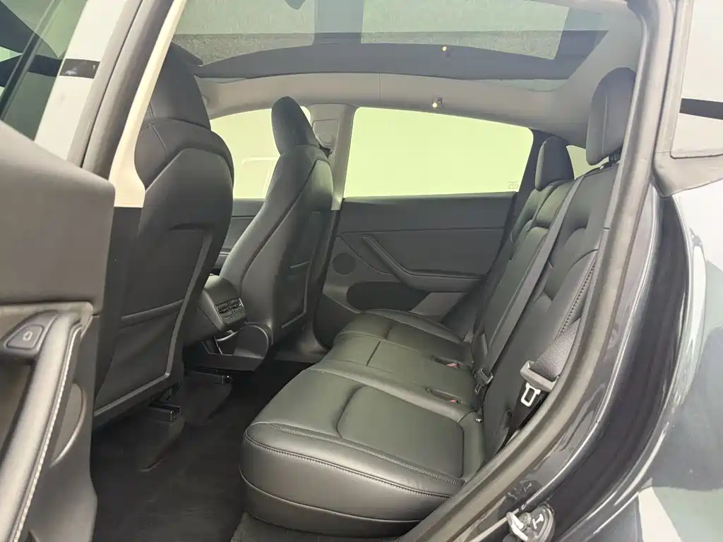 Фото 7 - Tesla Model Y
