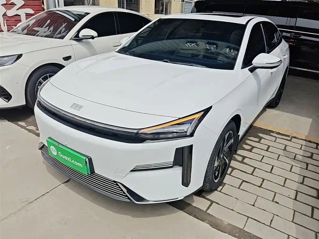 Geely Galaxy L6 2023 Model 125km PLUS