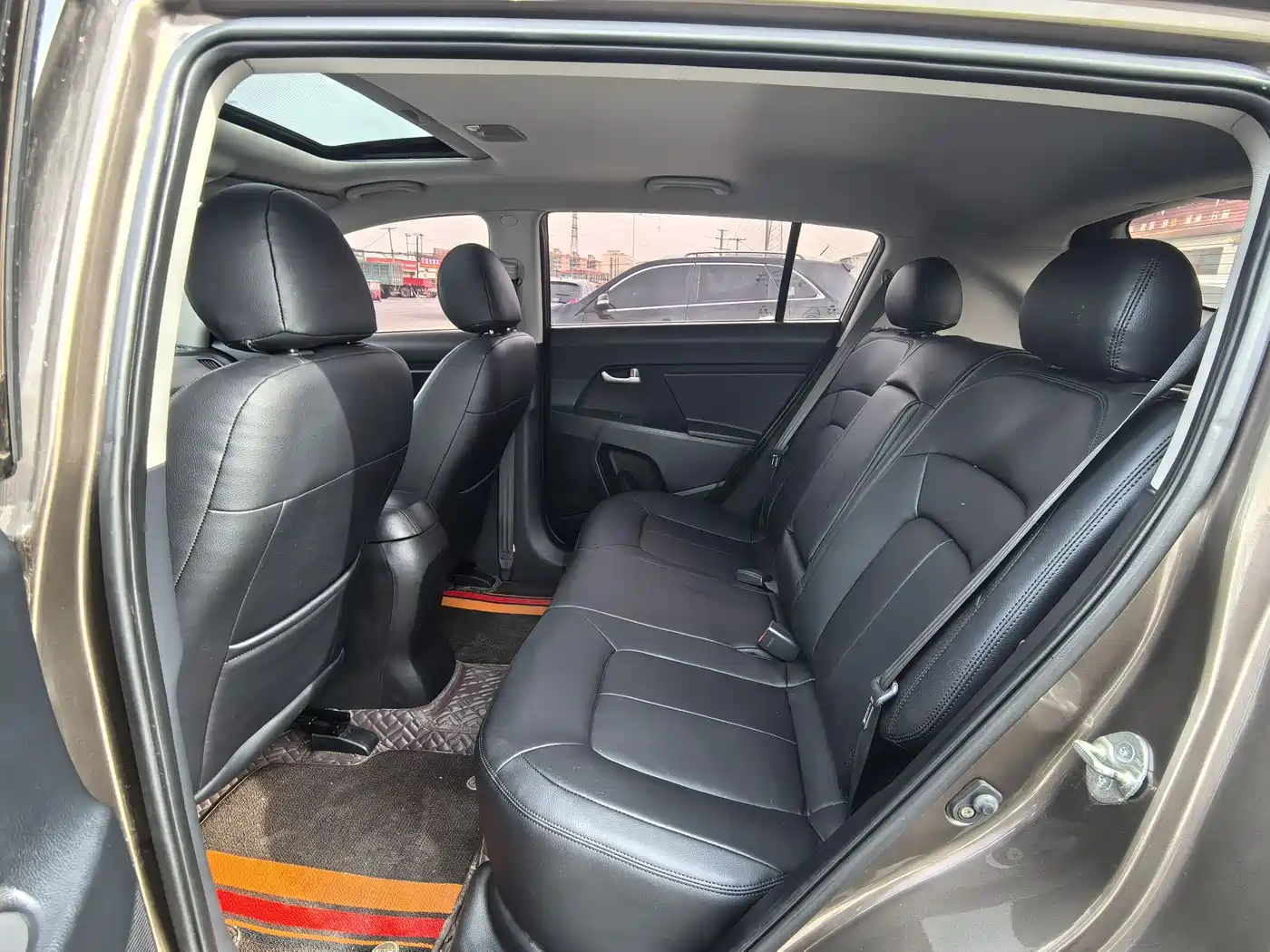 Kia Sportage 2016 2.0L Automatic 2WD GL фото 8