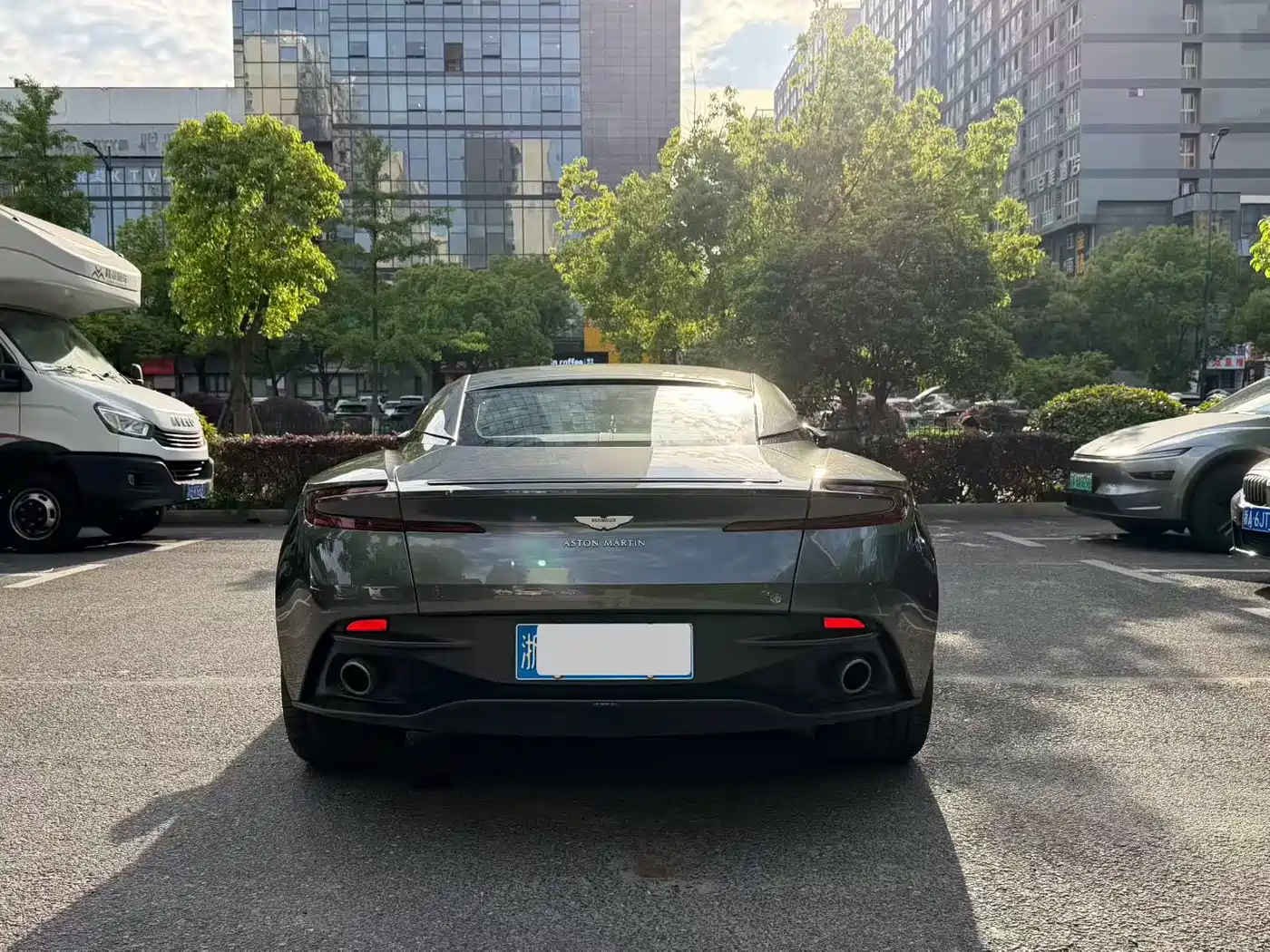 Aston Martin DB11 2021 2020 4.0T V8 Coupe
