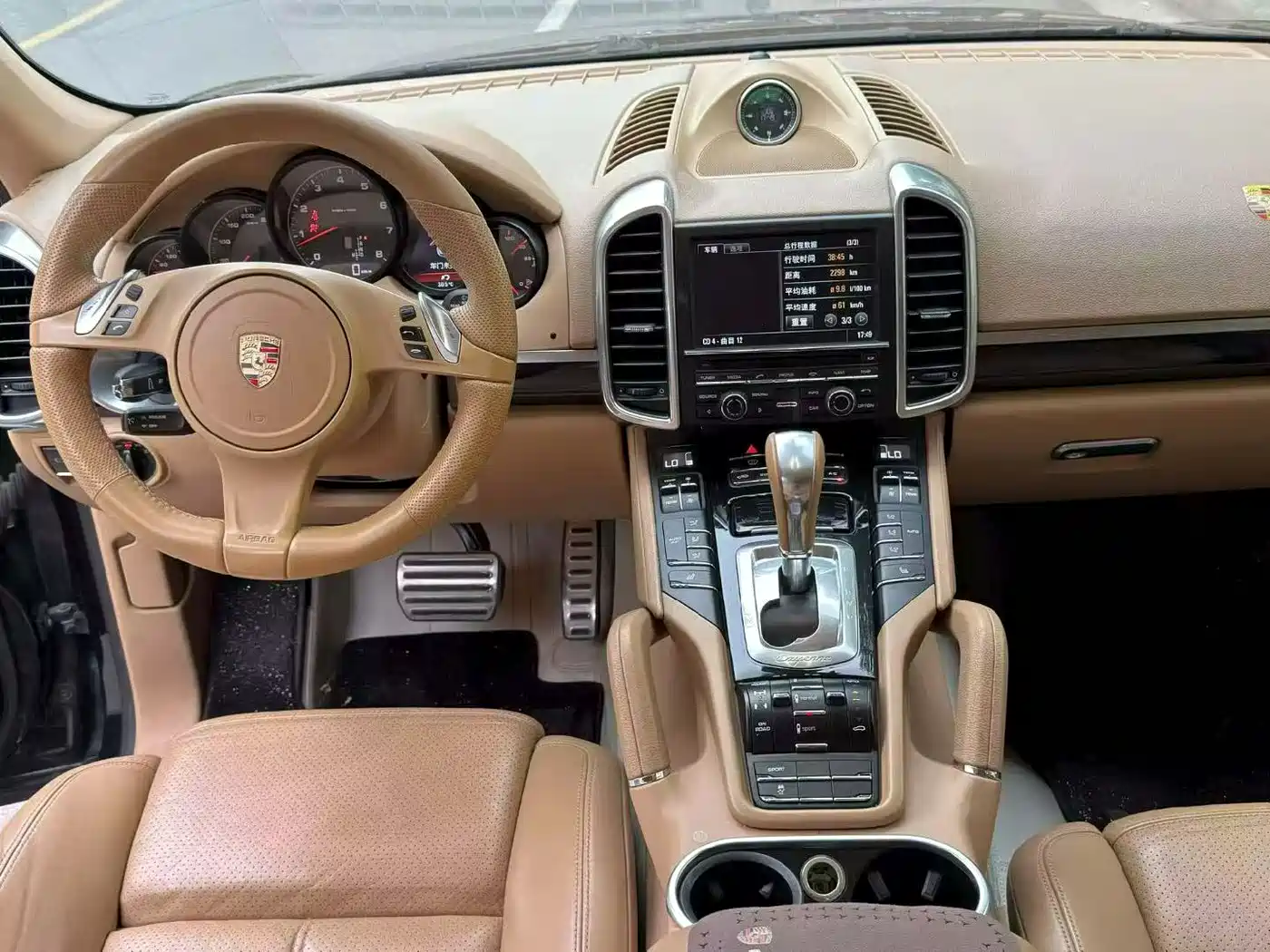 Фото 9 - Porsche Cayenne