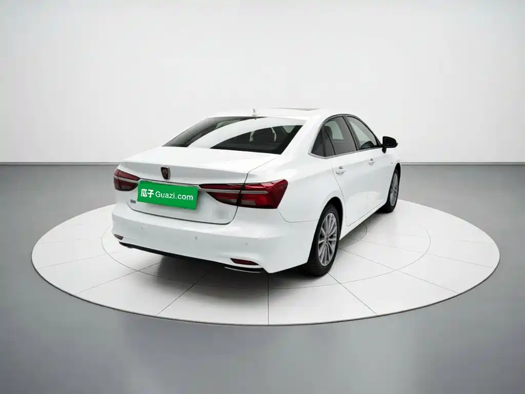 Фото 4 - Roewe i6