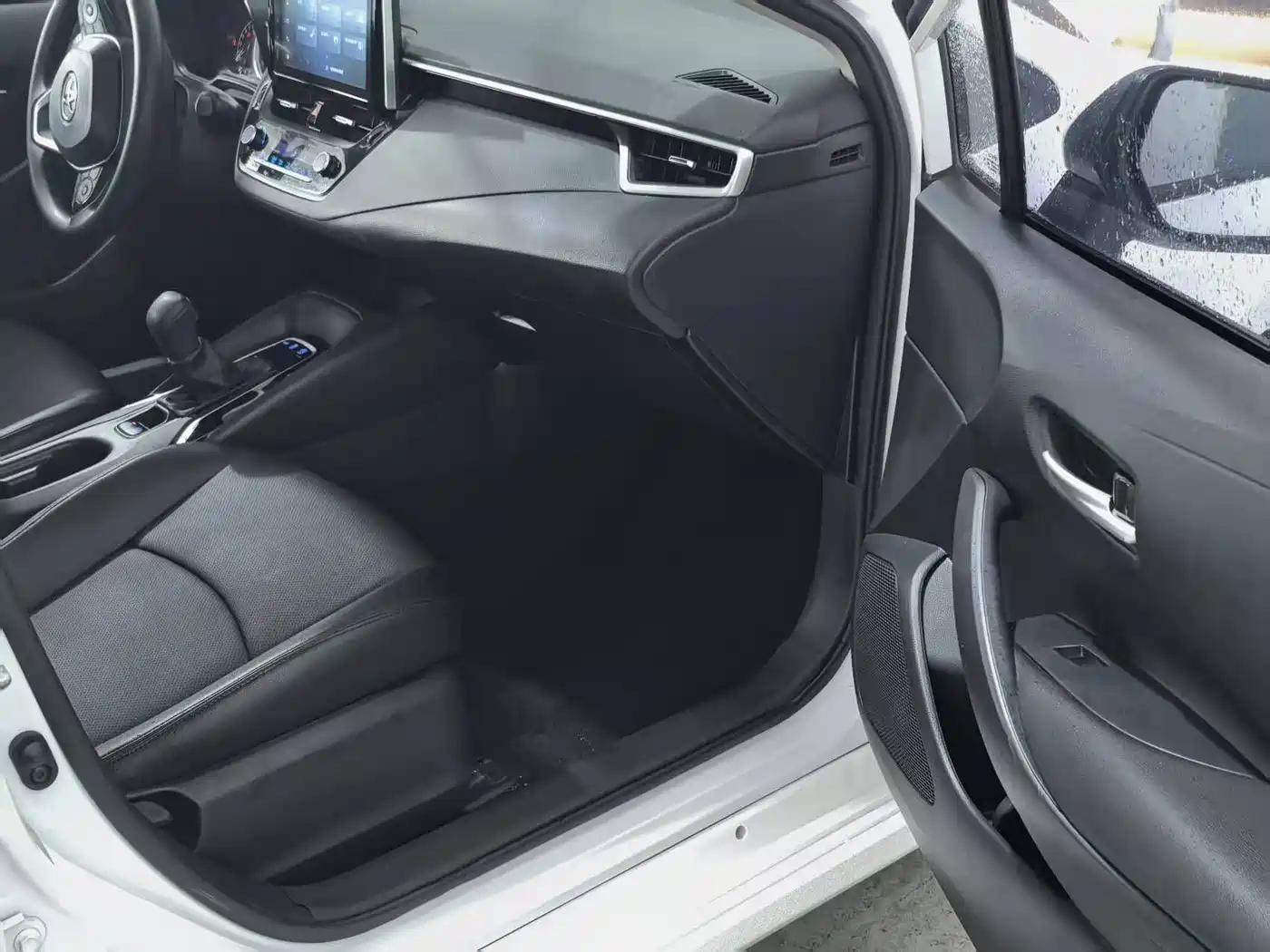 Toyota Corolla 2021 1.2T S-CVT Elite PLUS Edition фото 10