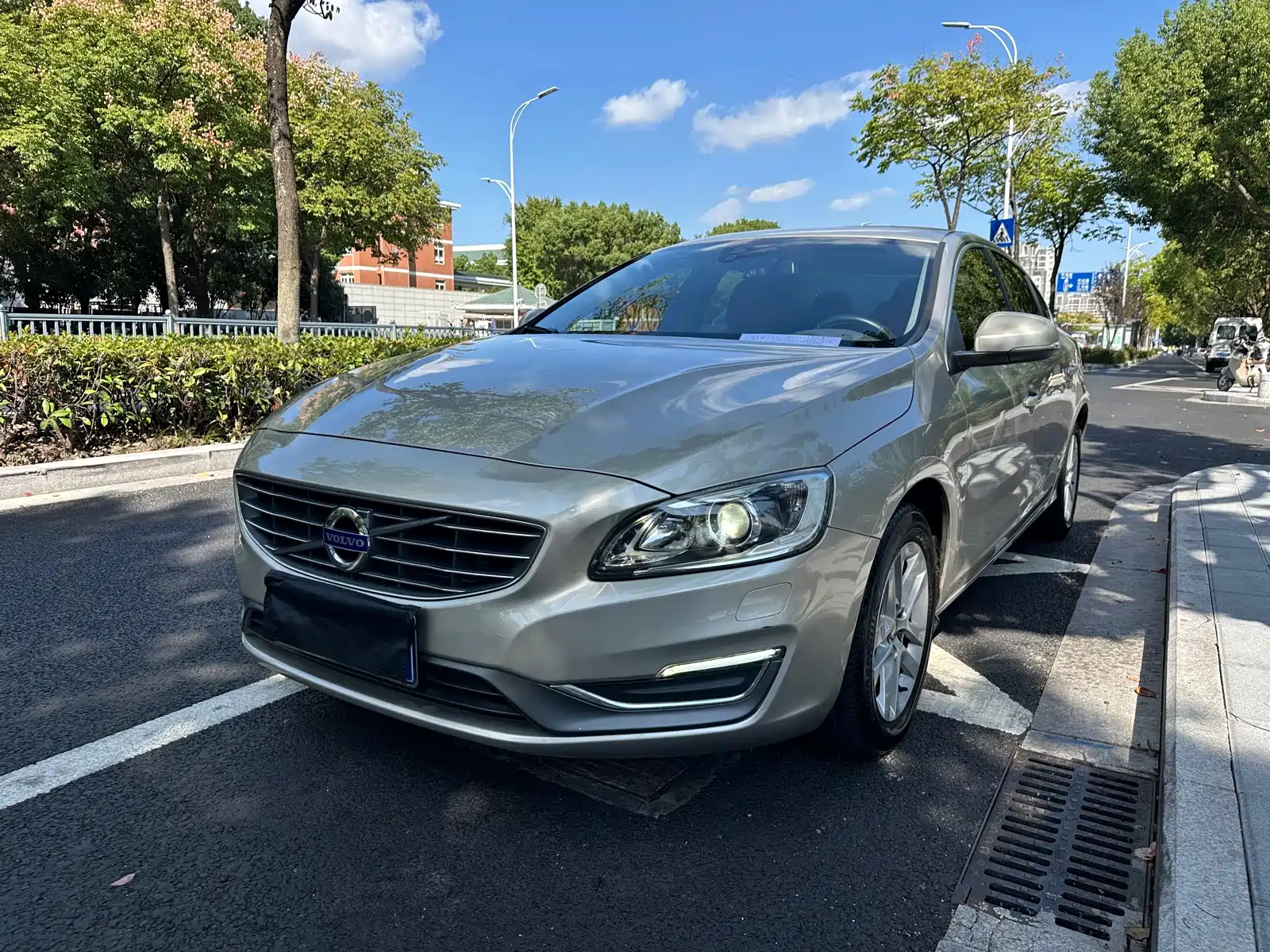 Photo 1 - Volvo S60