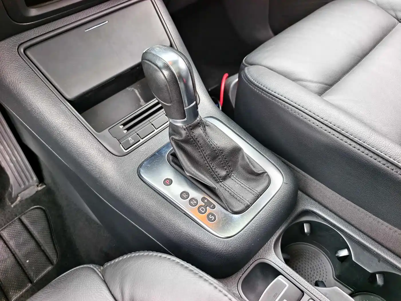 Volkswagen Tiguan 2012 1.8TSI Automatic 2WD Elite Edition фото 6