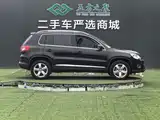 صورة 4 - Volkswagen Tiguan