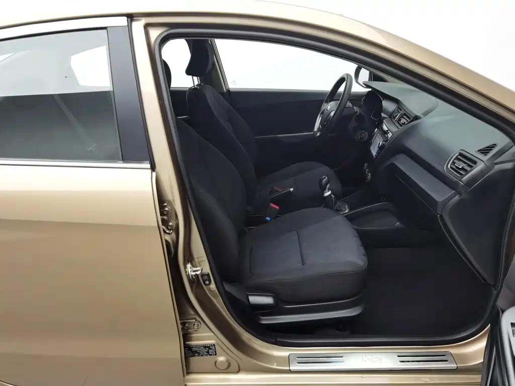 Photo 23 - Kia K2