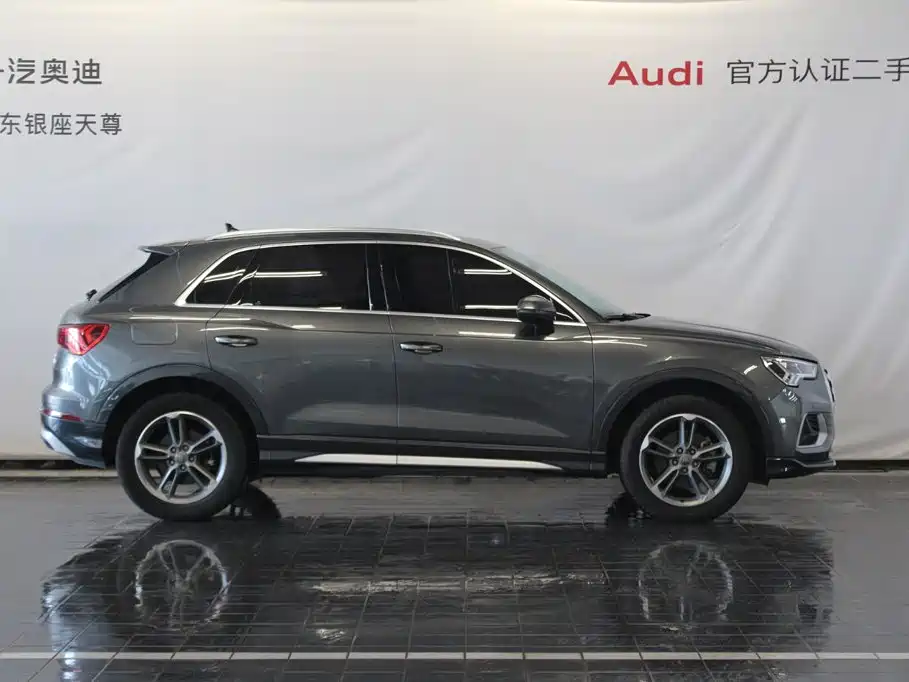 Фото 4 - Audi Q3
