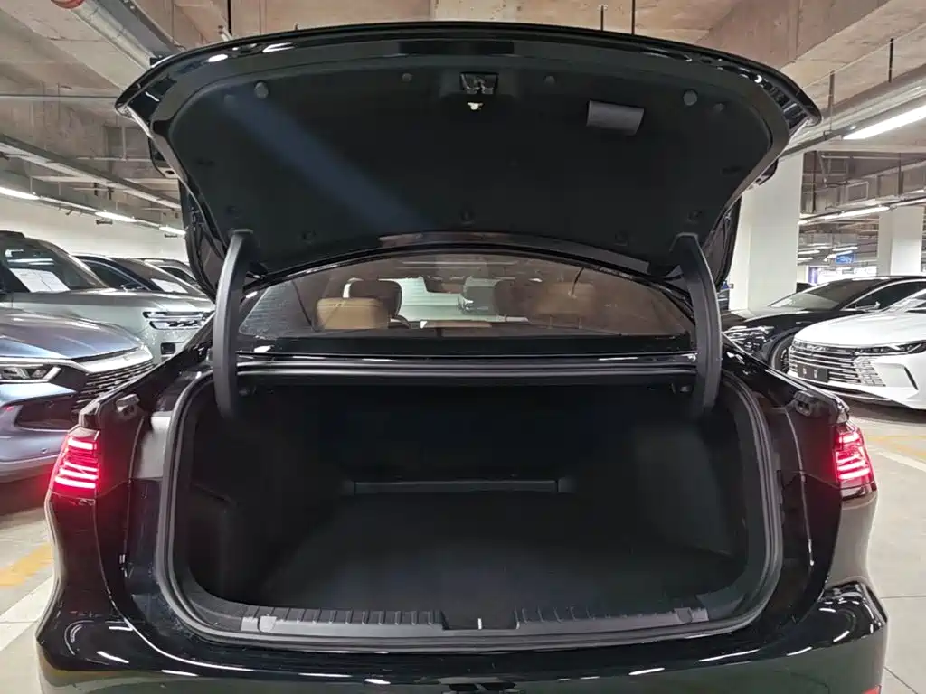 Geely Galaxy Galaxy A7 2026 2025 EM-i 150km Premium Edition