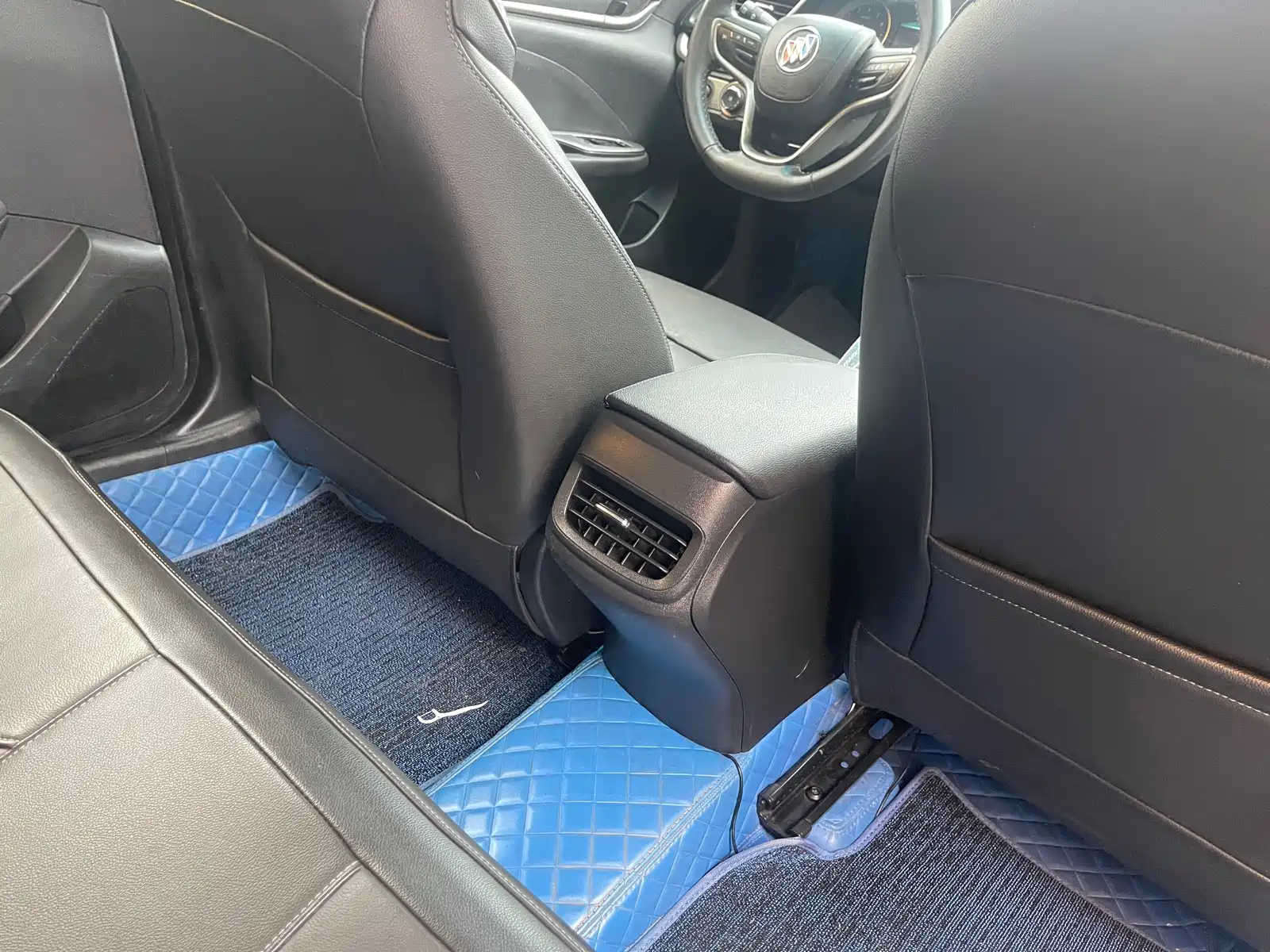 Фото 10 - Buick Excelle