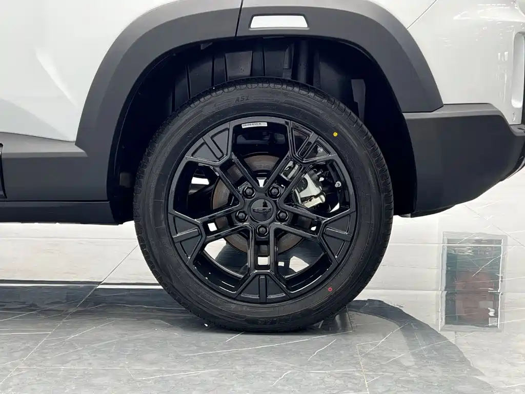 Фото 25 - Geely Cowboy