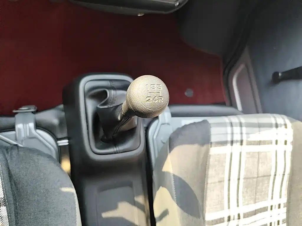 Wuling Motors Wuling Zhiguang 2026 2023 1.5L Utility 5/7-seater