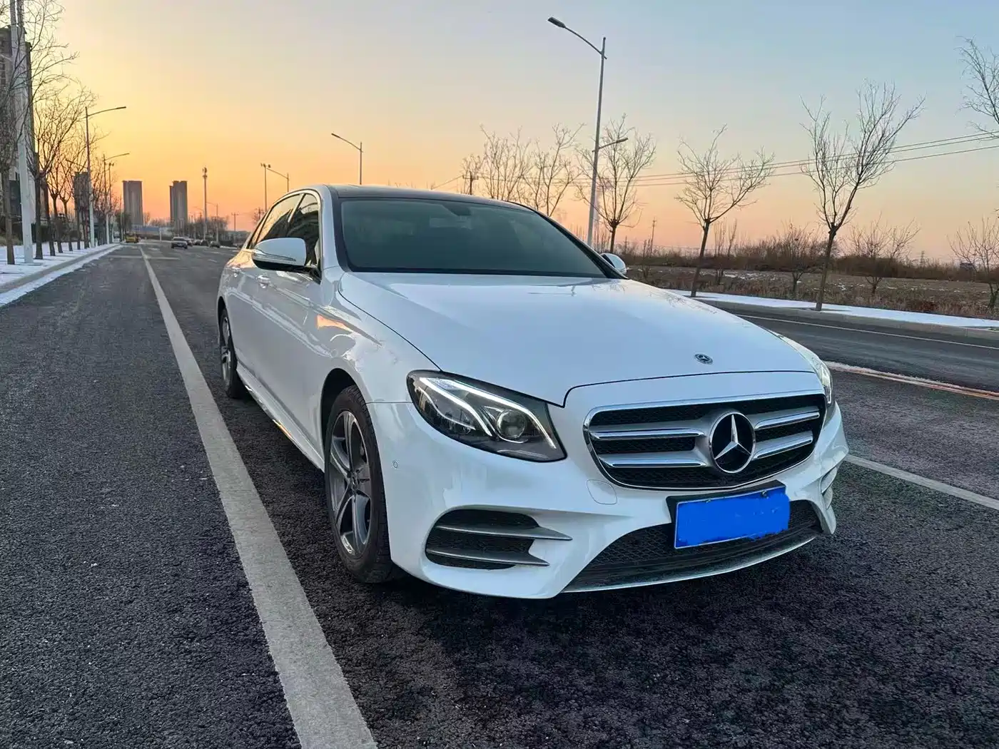 Mercedes-Benz E-Class 2016 E 200 L Sport Type фото 3