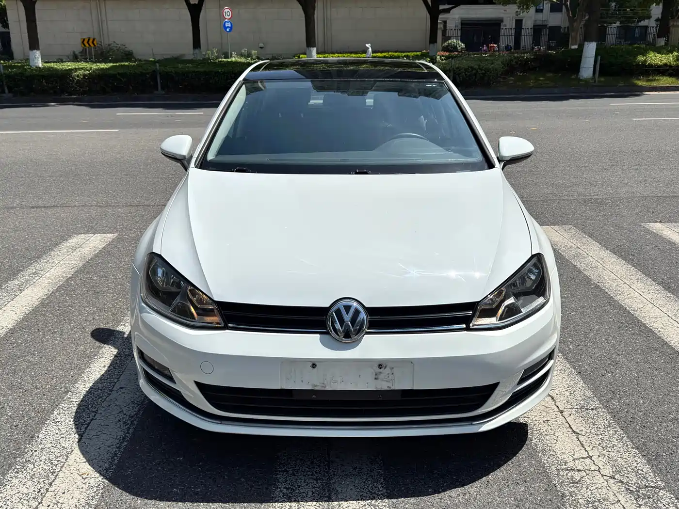 Volkswagen Golf 2016 230TSI Automatic Comfort фото 2