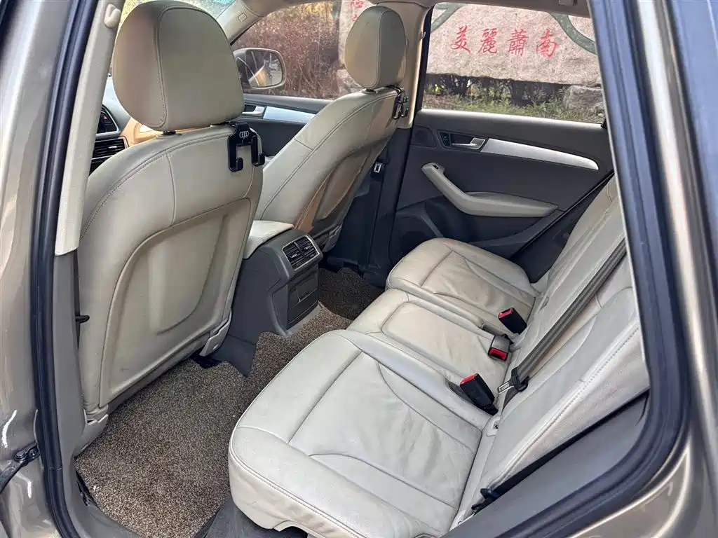 Audi Q5 2011 2.0TFSI Progressive фото 8