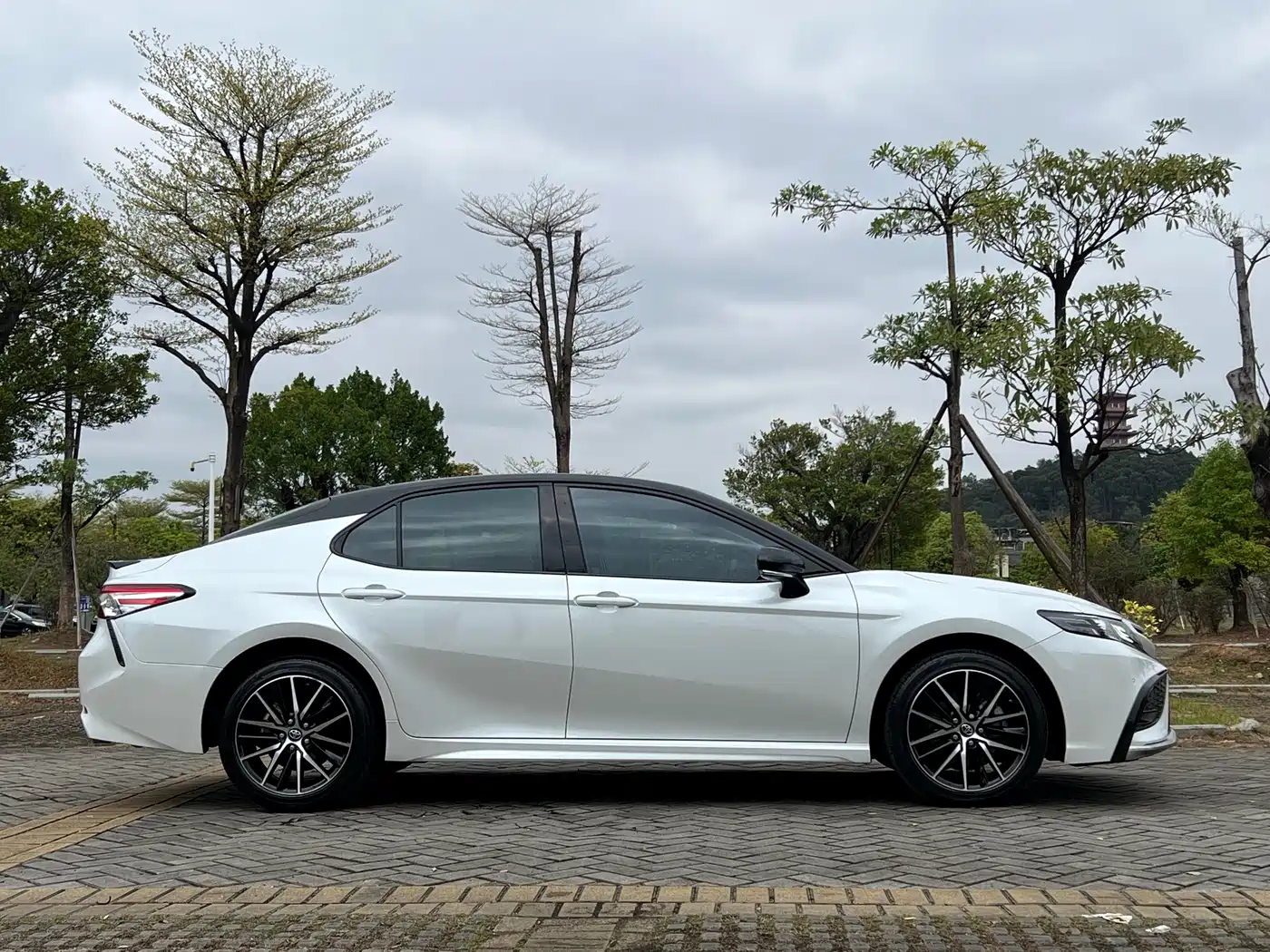 Toyota Camry 2021 2.0S Sporty Edition фото 10