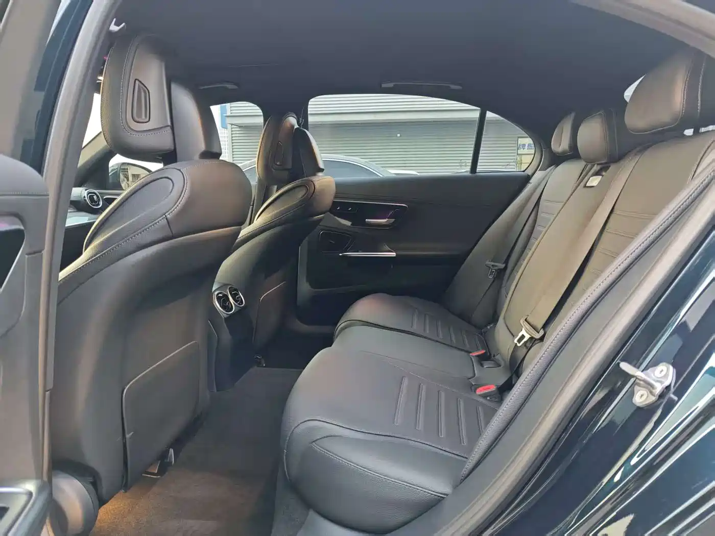 Mercedes-Benz C-Class 2023 C 200 L Sport фото 8