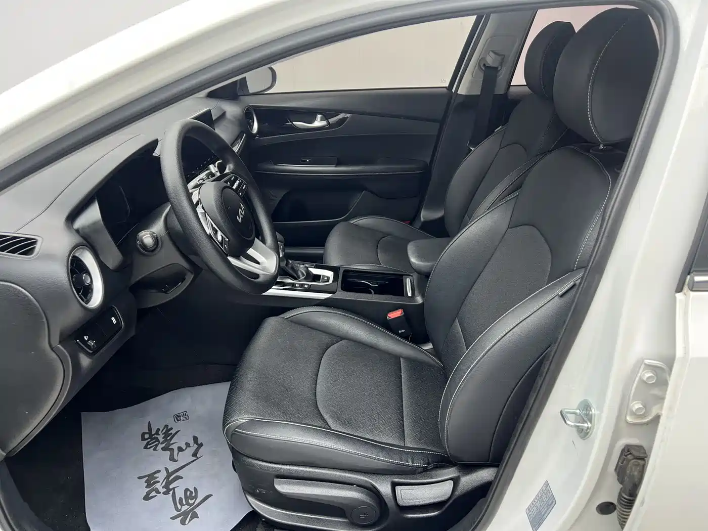 Kia K3 2021 1.5L CVT Fashion Edition фото 7