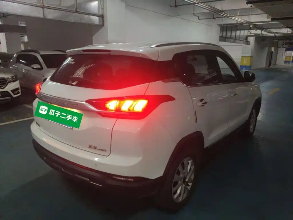 BAIC Beijing X3 2021 2019 1.5T Manual Glory Edition
