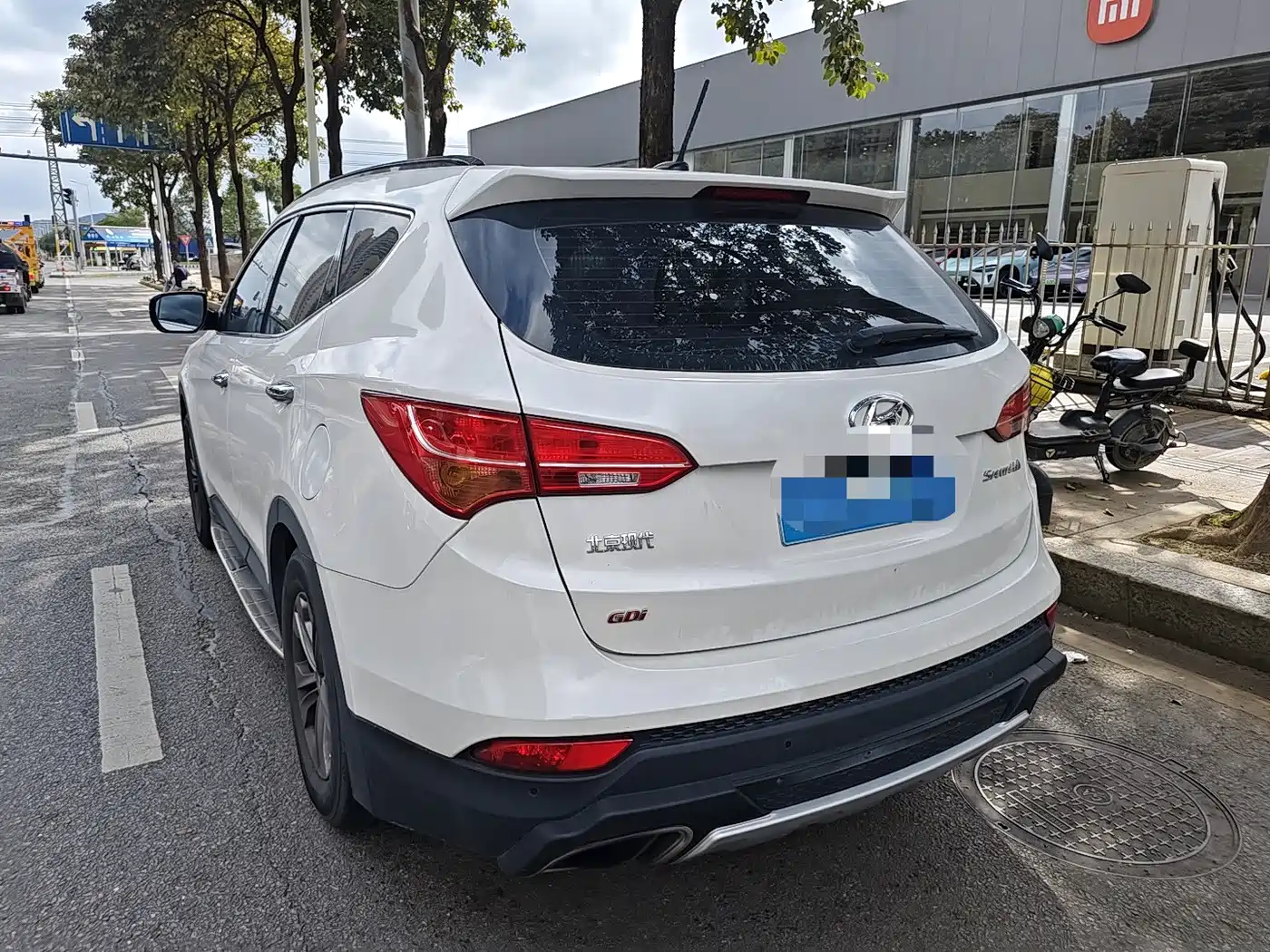 Hyundai Santa Fe 2015 2.4L Automatic 2WD Smart 5-seater фото 10