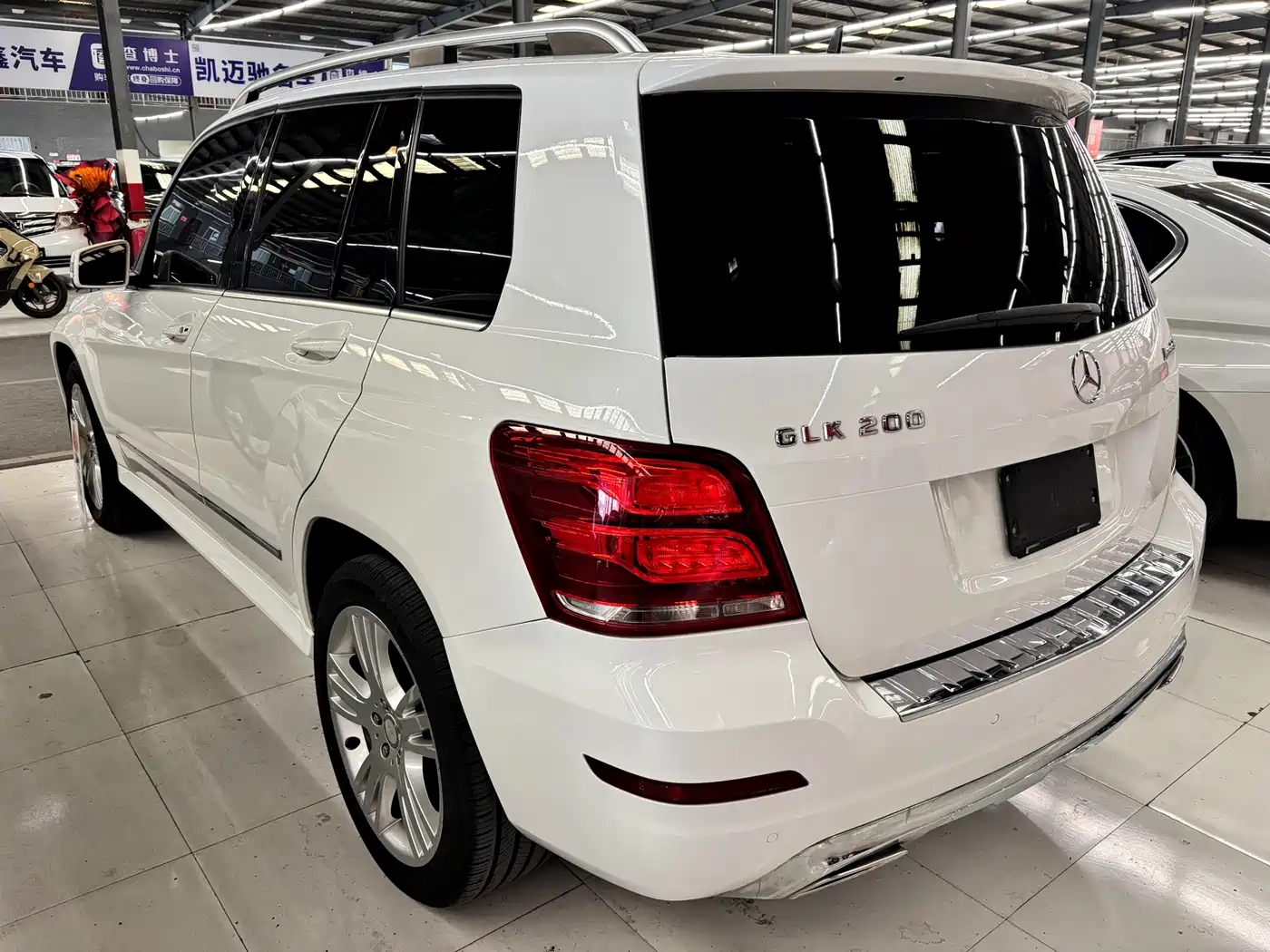 Mercedes-Benz GLK-Class 2015 2014 GLK 200 Standard