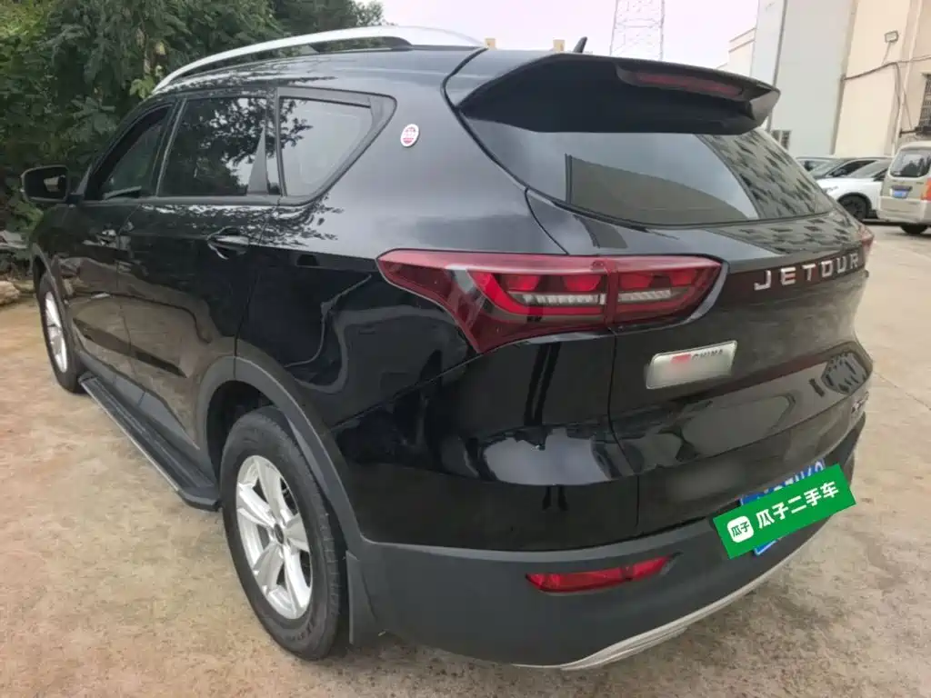 Jetour X70M 2022 2022 1.5T Manual Avant-garde Partner 5-seater