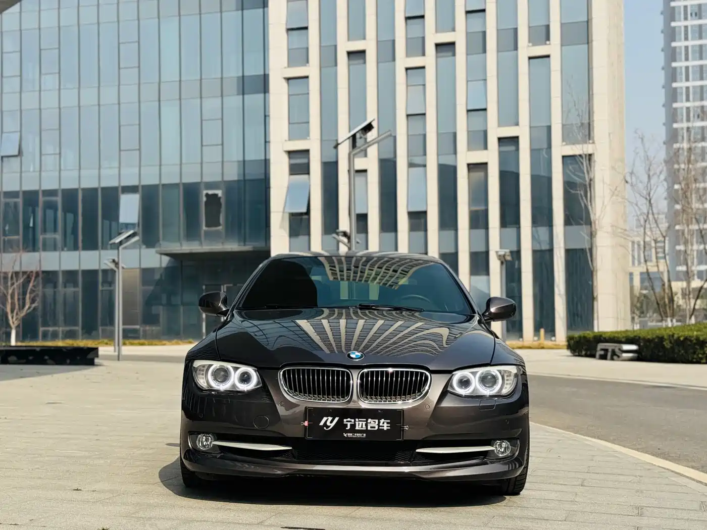 BMW 3 Series (Import) 2011 335i Convertible Coupe фото 3