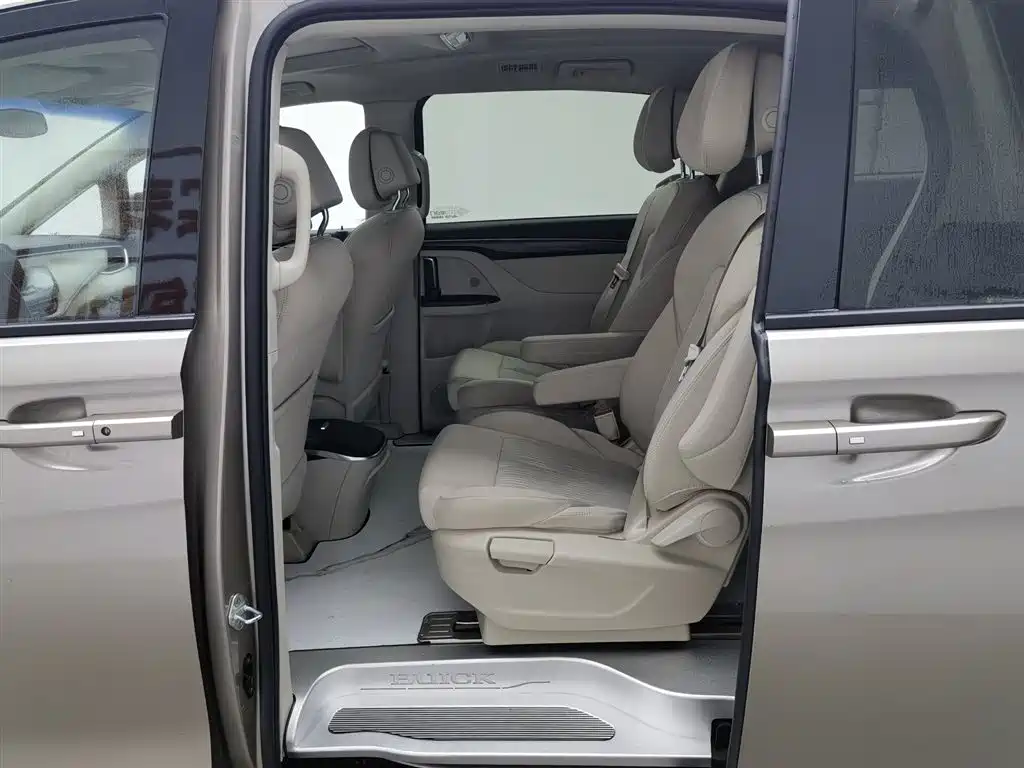 Buick GL8 2023 ES Landmaster Comfort фото 15