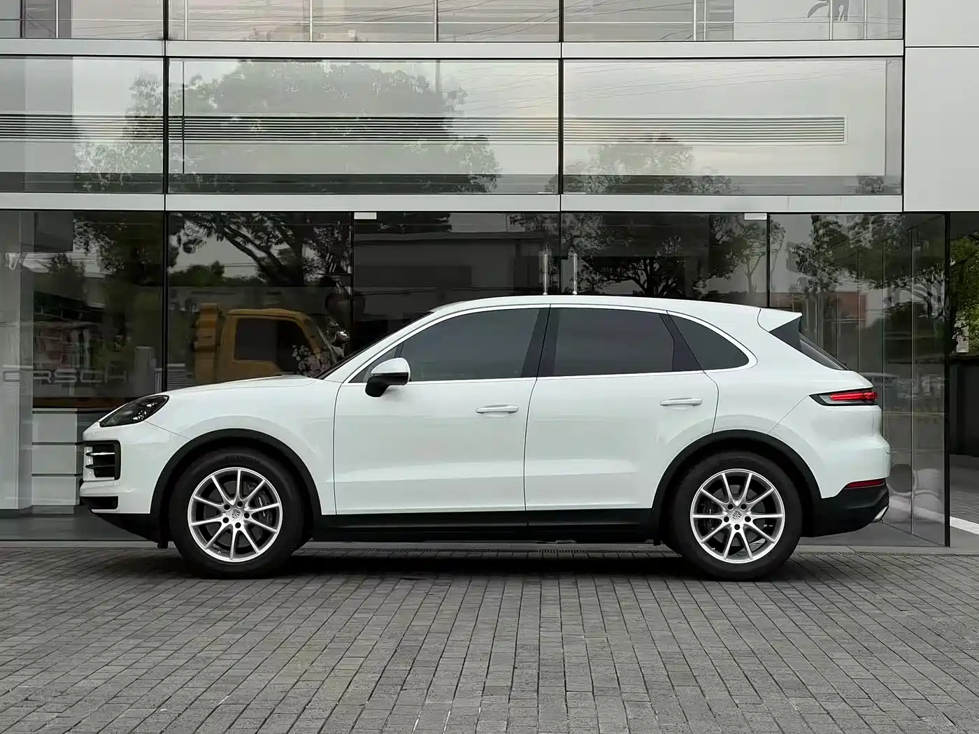 Porsche Cayenne 2024 Cayenne 3.0T фото 2