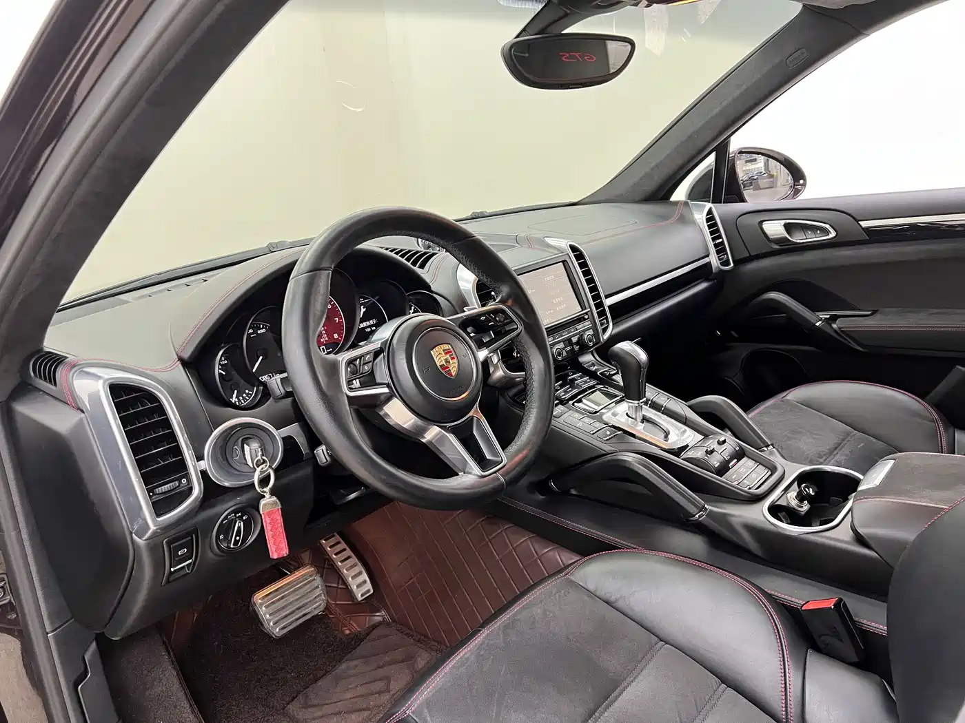 Porsche Cayenne 2015 Cayenne GTS 3.6T фото 17