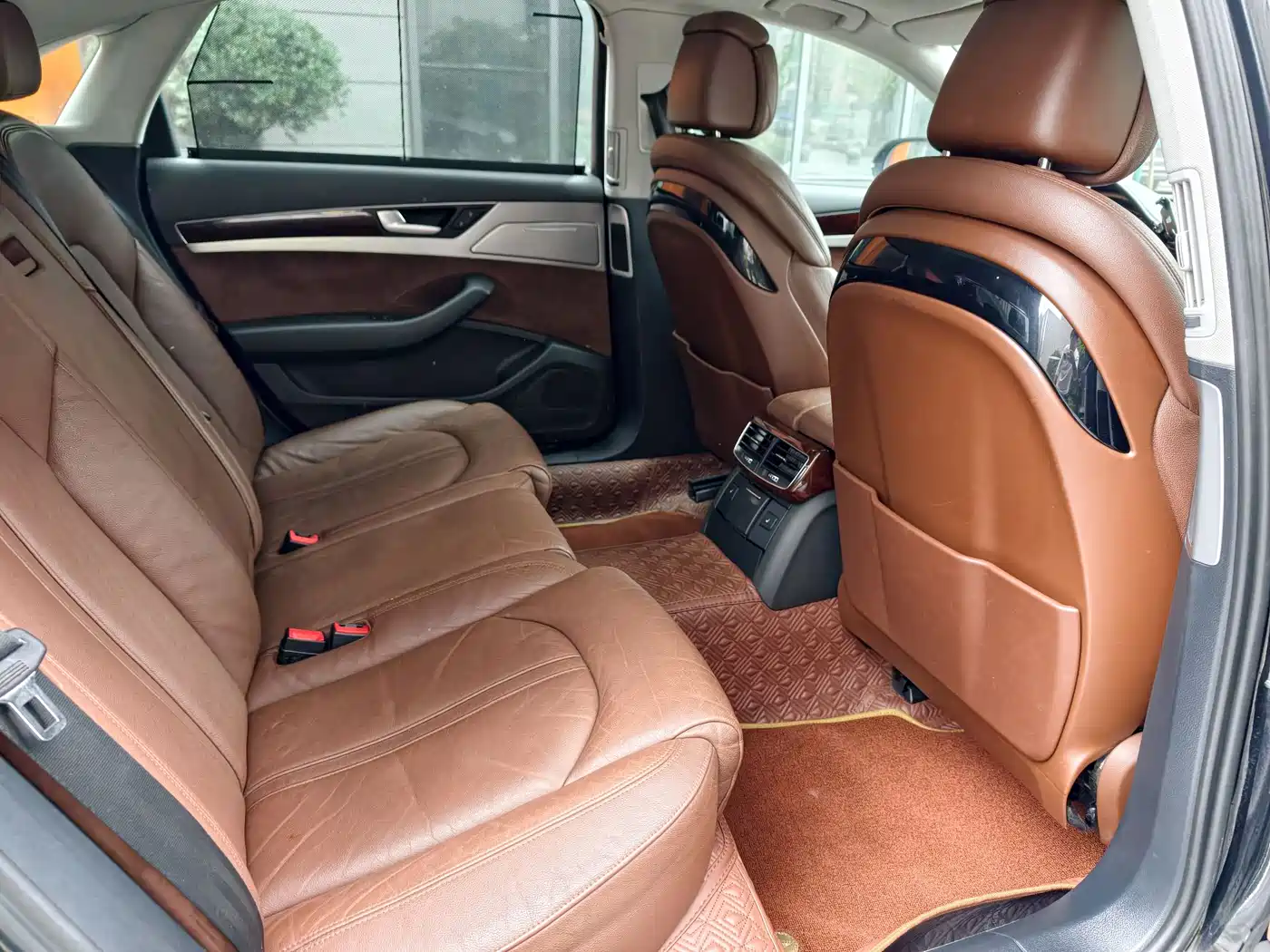Audi A8 2012 A8L 45 TFSI quattro Comfort фото 16