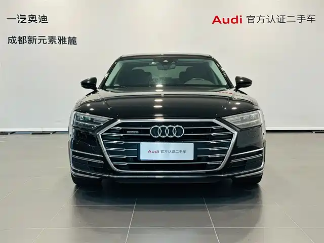 Audi A8 2021 A8L 50 TFSI quattro Comfort — фото 2