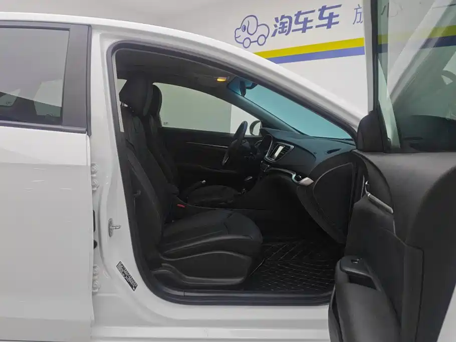 Фото 8 - Buick Excelle