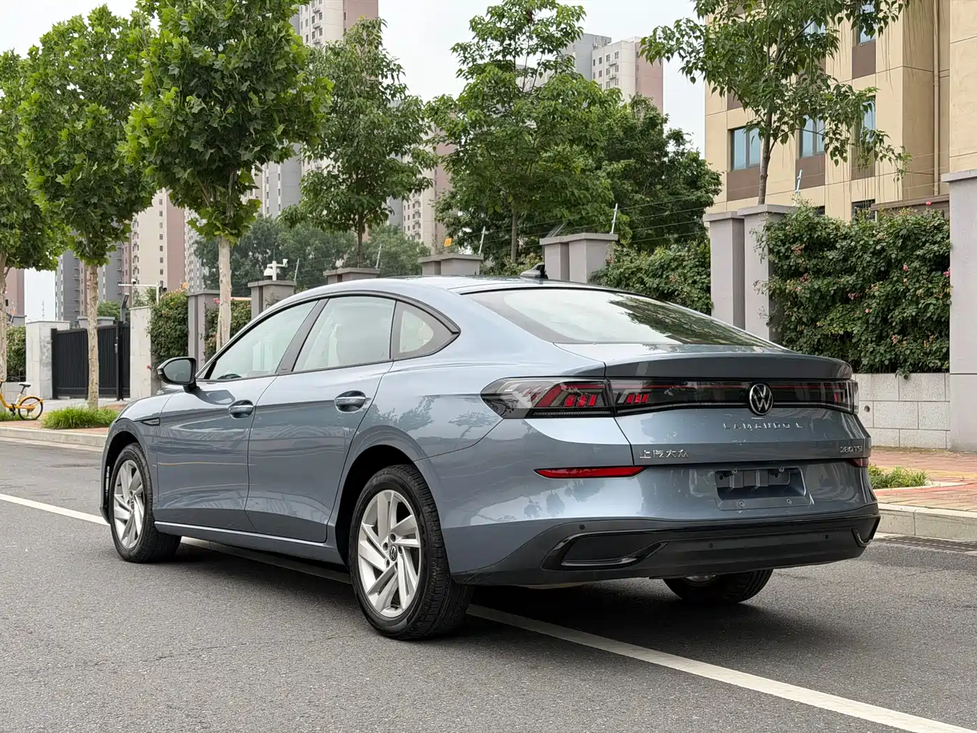 Volkswagen Lamando 2023 Lamando L 280TSI DSG Glamour Edition фото 4
