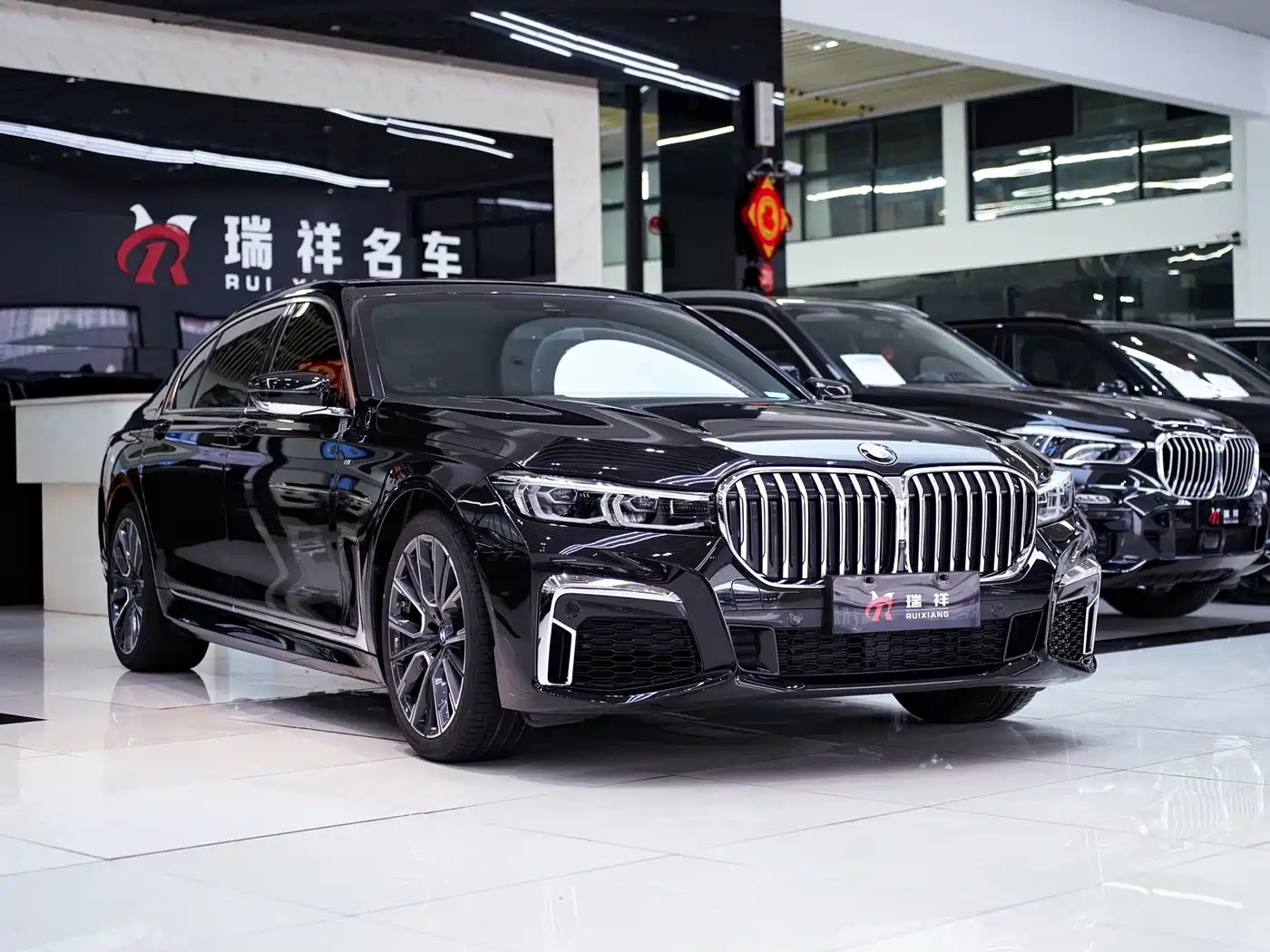 BMW 7 Series 2021 Model 740Li Leading M Sport Package фото 19