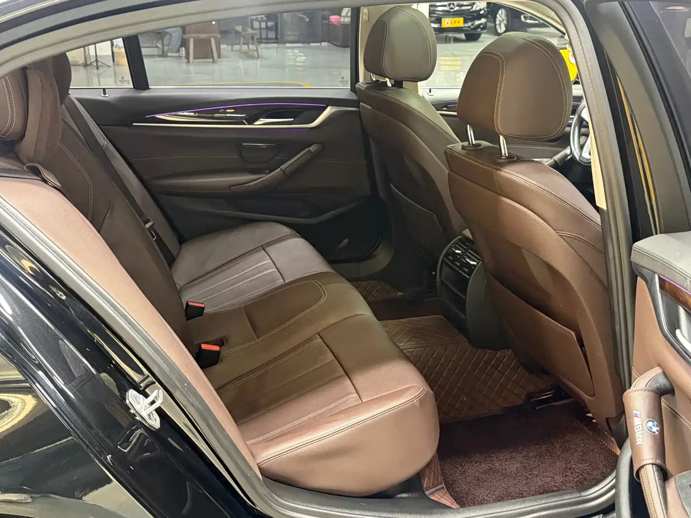 BMW 5 Series 2018 525Li Luxury Package фото 11