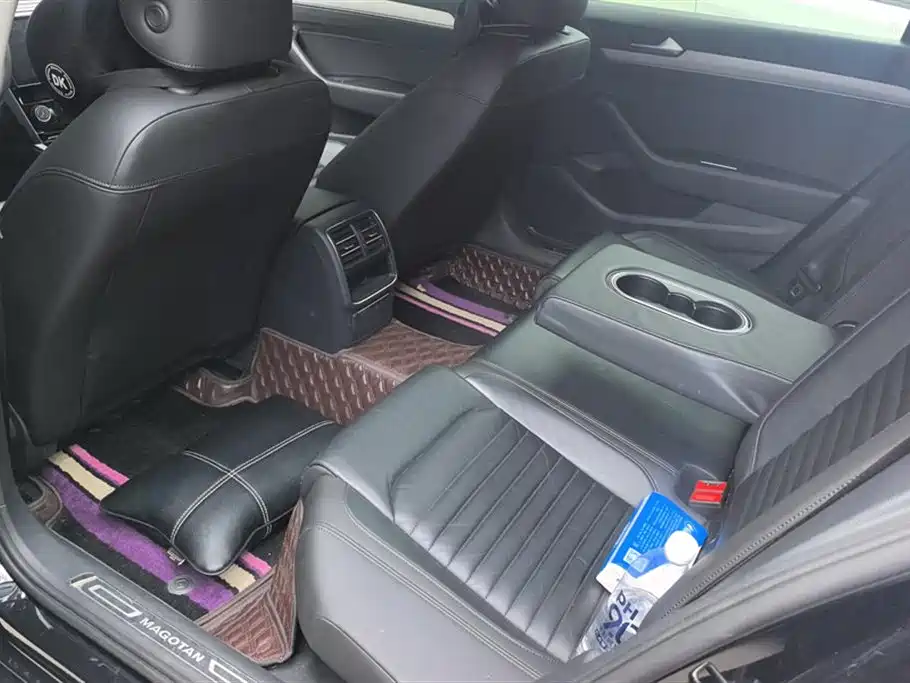 Volkswagen Magotan 2017 280TSI DSG Comfort фото 11